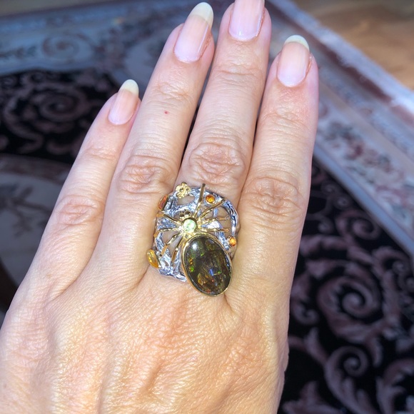 Unique Genuine Ammolite and Sapphire Ring - Picture 8 of 9